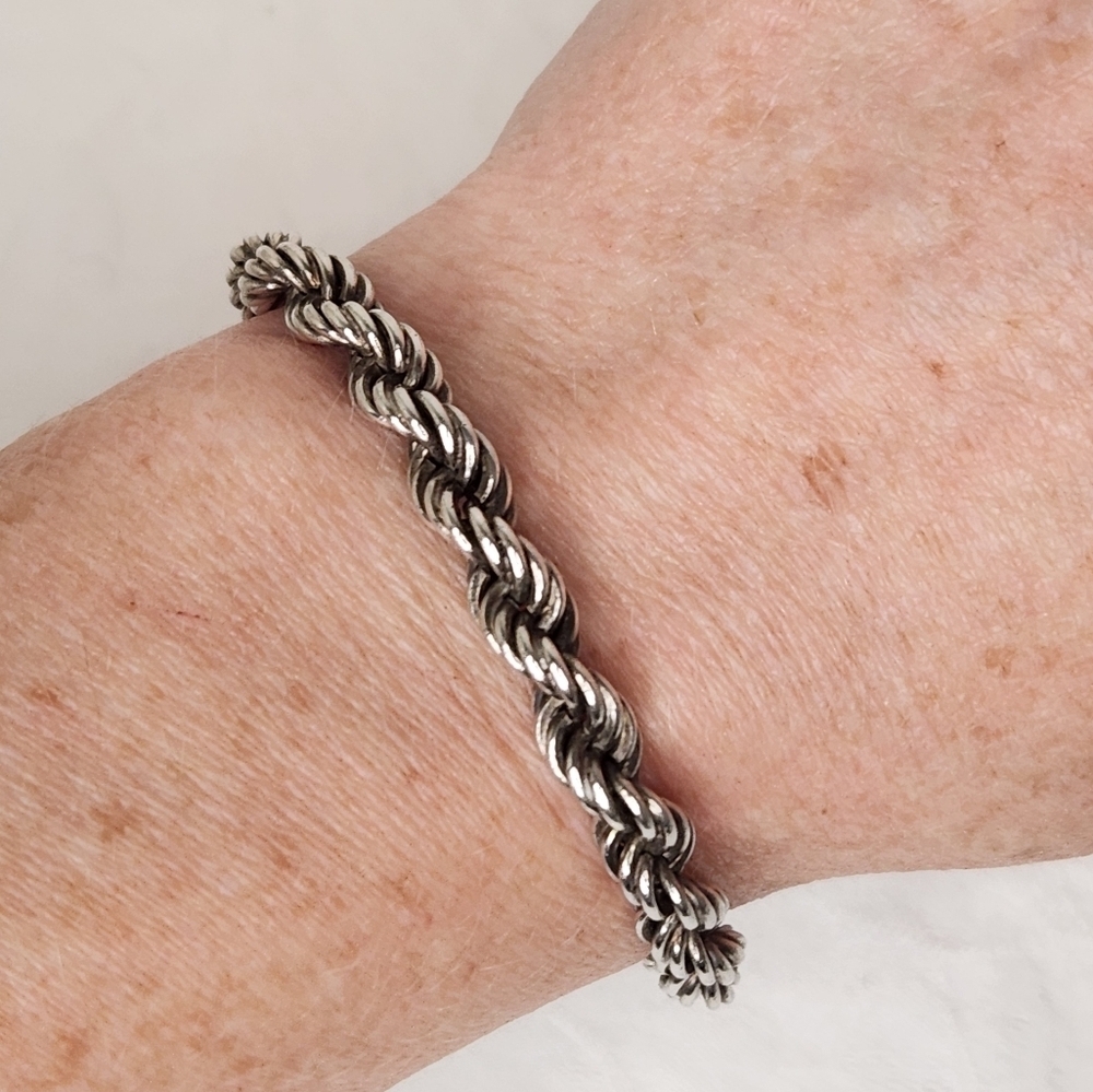 Italian Silver Rope Chain Bracelet - Picture 3 of 9